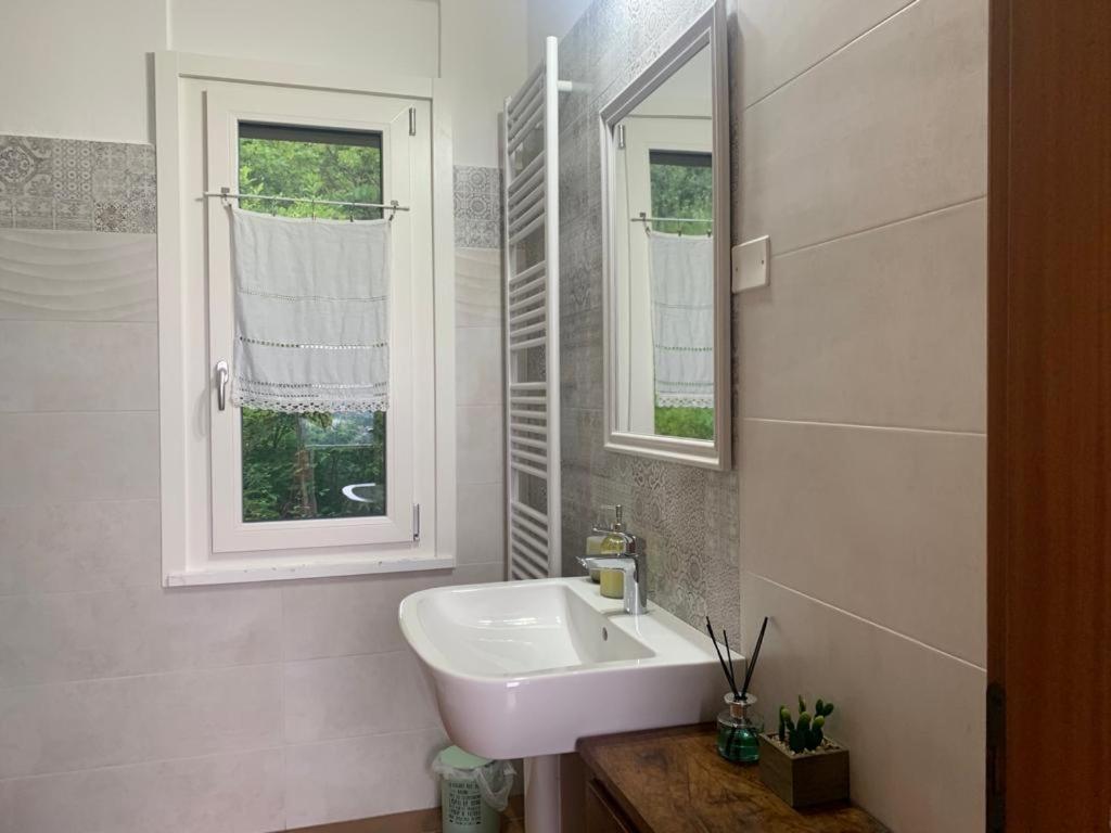 Bed and Breakfast L'Oro Di Nonna Adele Nimis Esterno foto